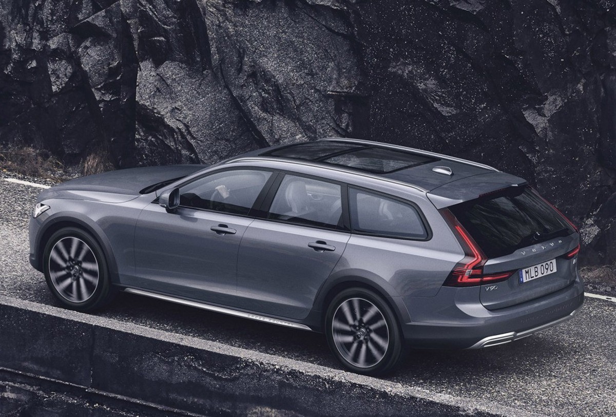 Volvo VOLVO V90 2.0L T4 8AT (190 HP)