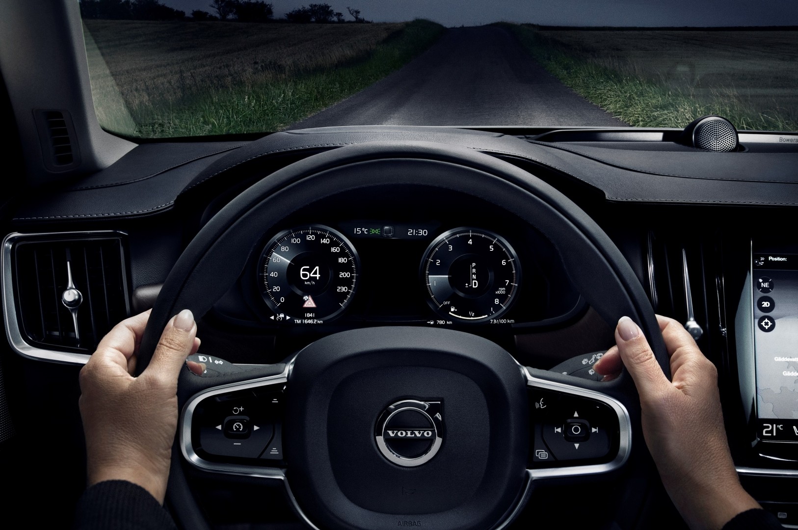 Volvo V90 Cross Country photo 96