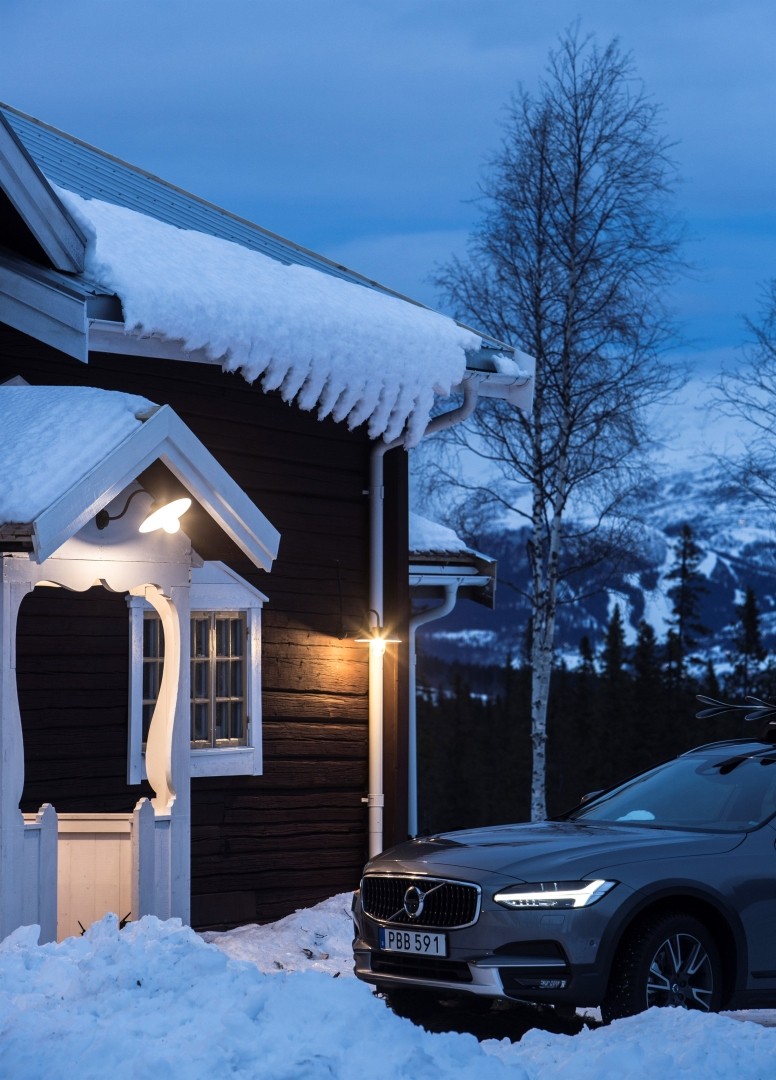 Volvo V90 Cross Country photo 75