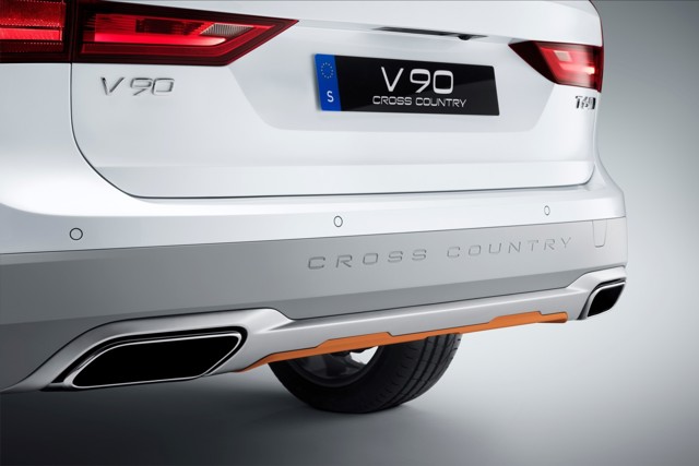 Volvo V90 Cross Country photo 84