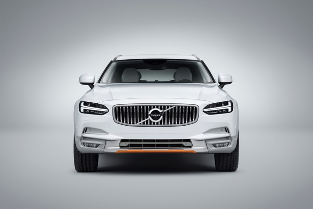 Volvo V90 Cross Country photo 87