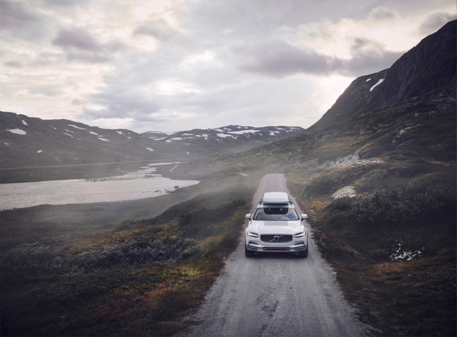 Volvo V90 Cross Country photo 93
