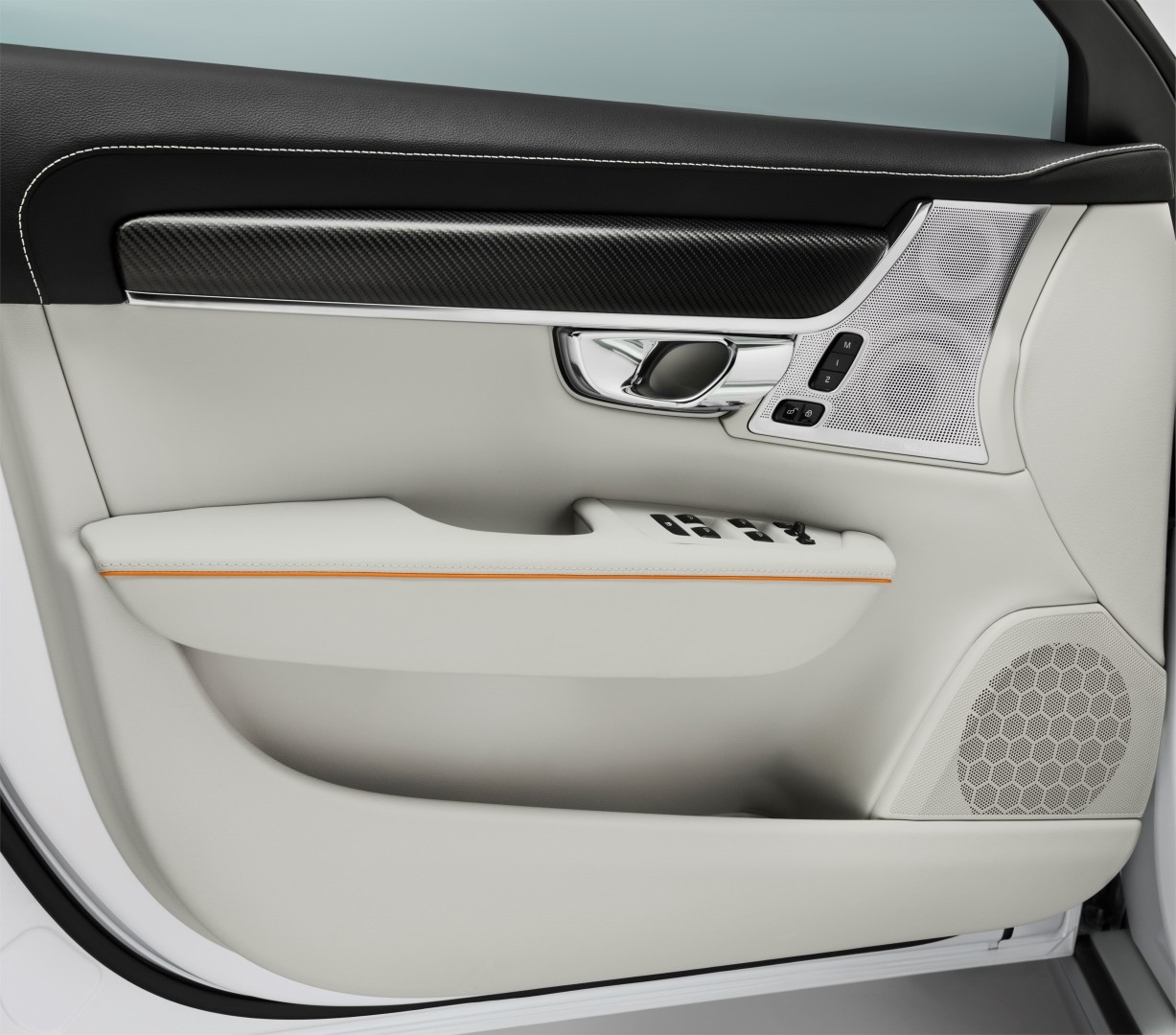 Volvo V90 Cross Country photo 111