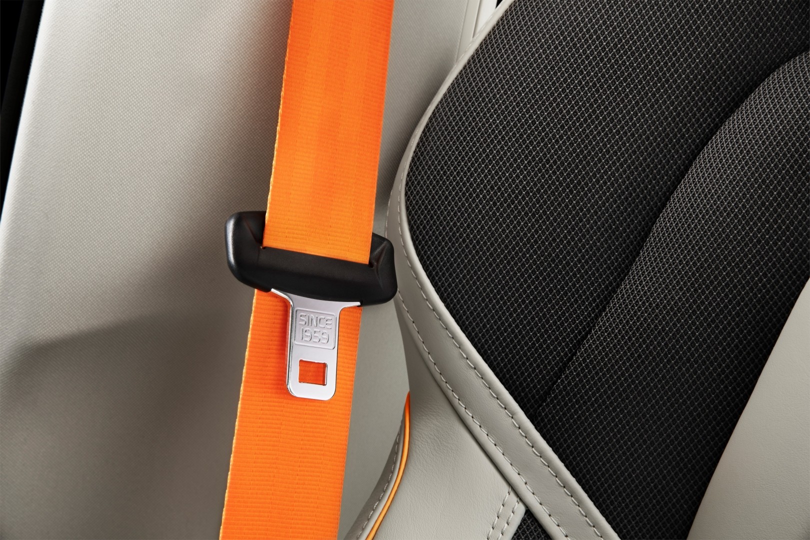 Volvo V90 Cross Country photo 112