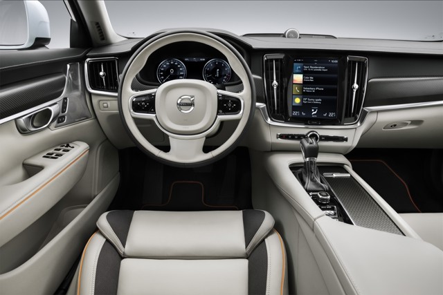 Volvo V90 Cross Country photo 116