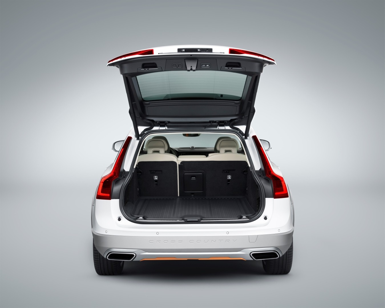 Volvo V90 Cross Country photo 118