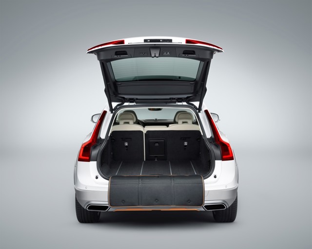 Volvo V90 Cross Country photo 119