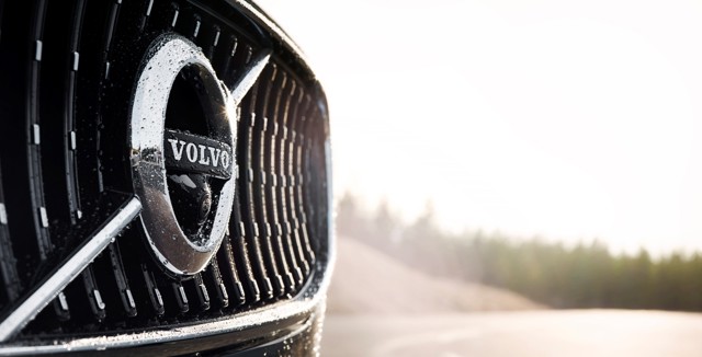 Volvo V90 Cross Country photo 20