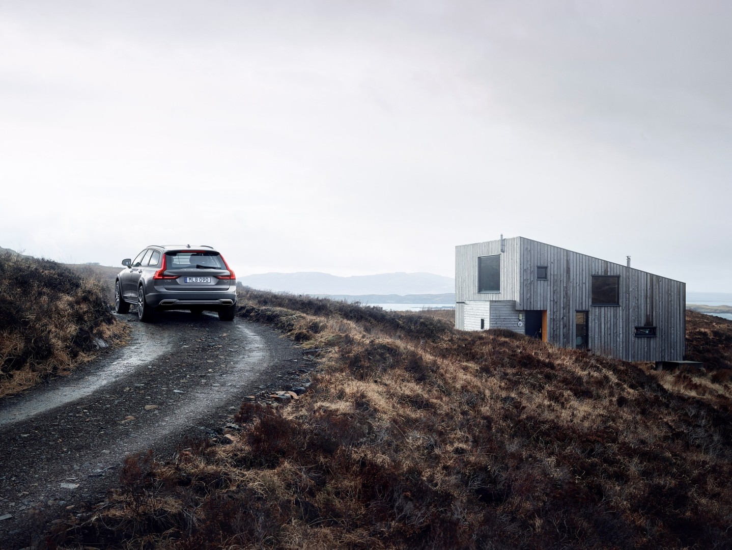 Volvo V90 Cross Country photo 50