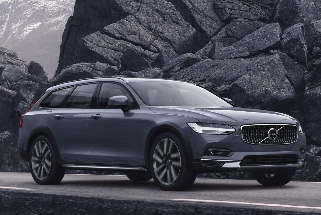 Volvo V90 Cross Country photo 8