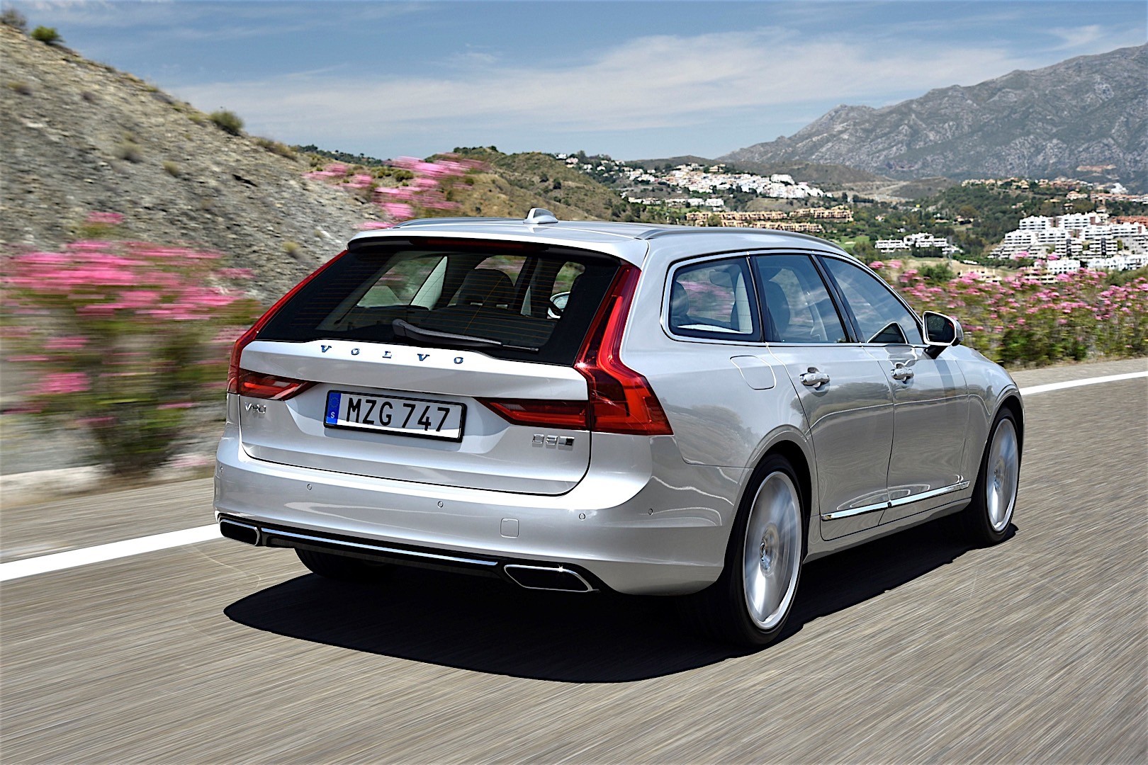 Volvo V90 photo 7