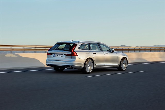 Volvo V90 photo 16