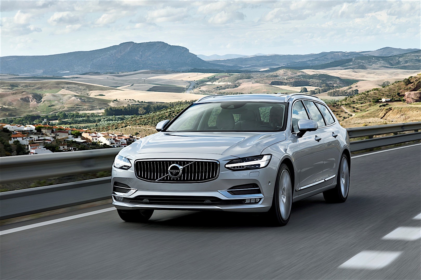 Volvo V90 photo 33
