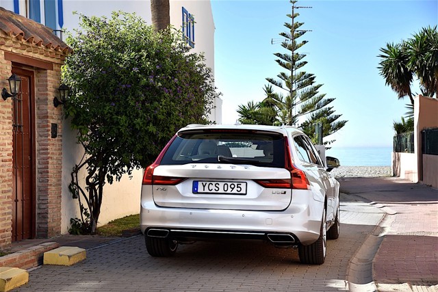 Volvo V90 photo 37