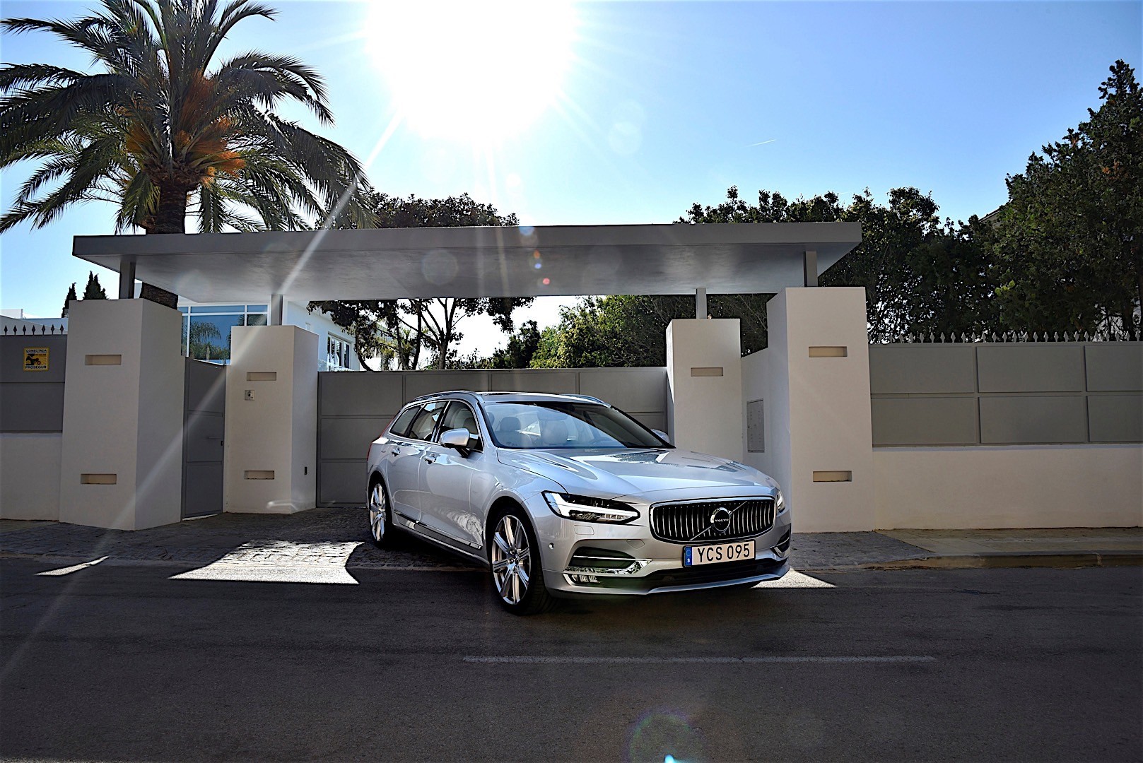 Volvo V90 photo 39