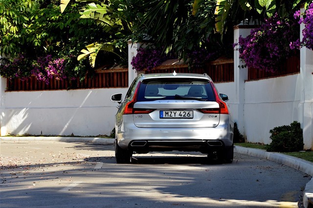 Volvo V90 photo 40