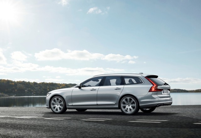Volvo V90 photo 23