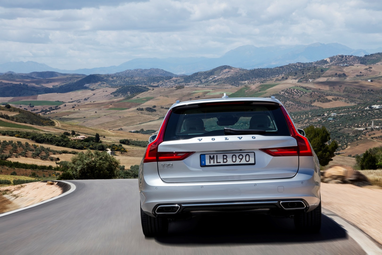 Volvo V90 photo 34