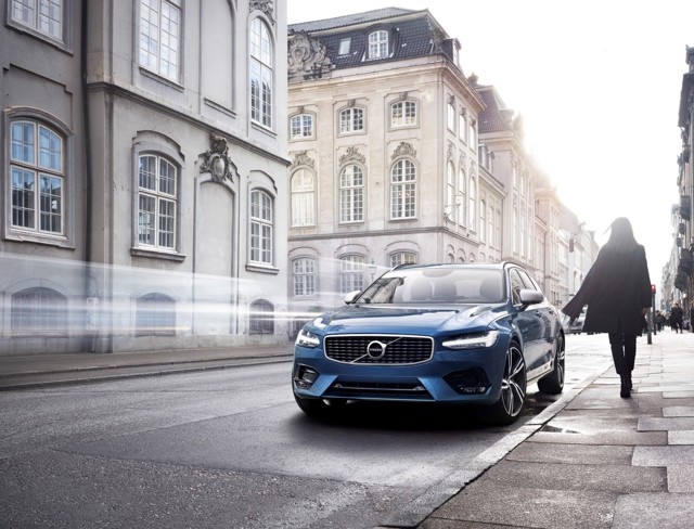 Volvo V90 photo 44