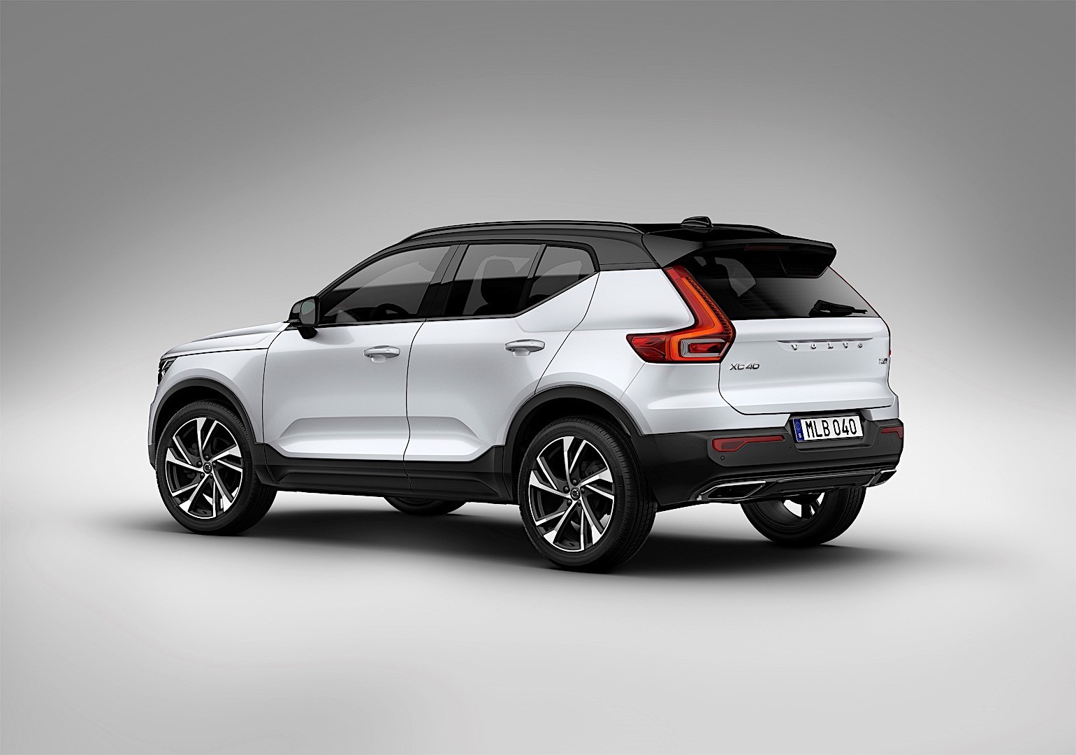 Volvo Xc40 photo 2