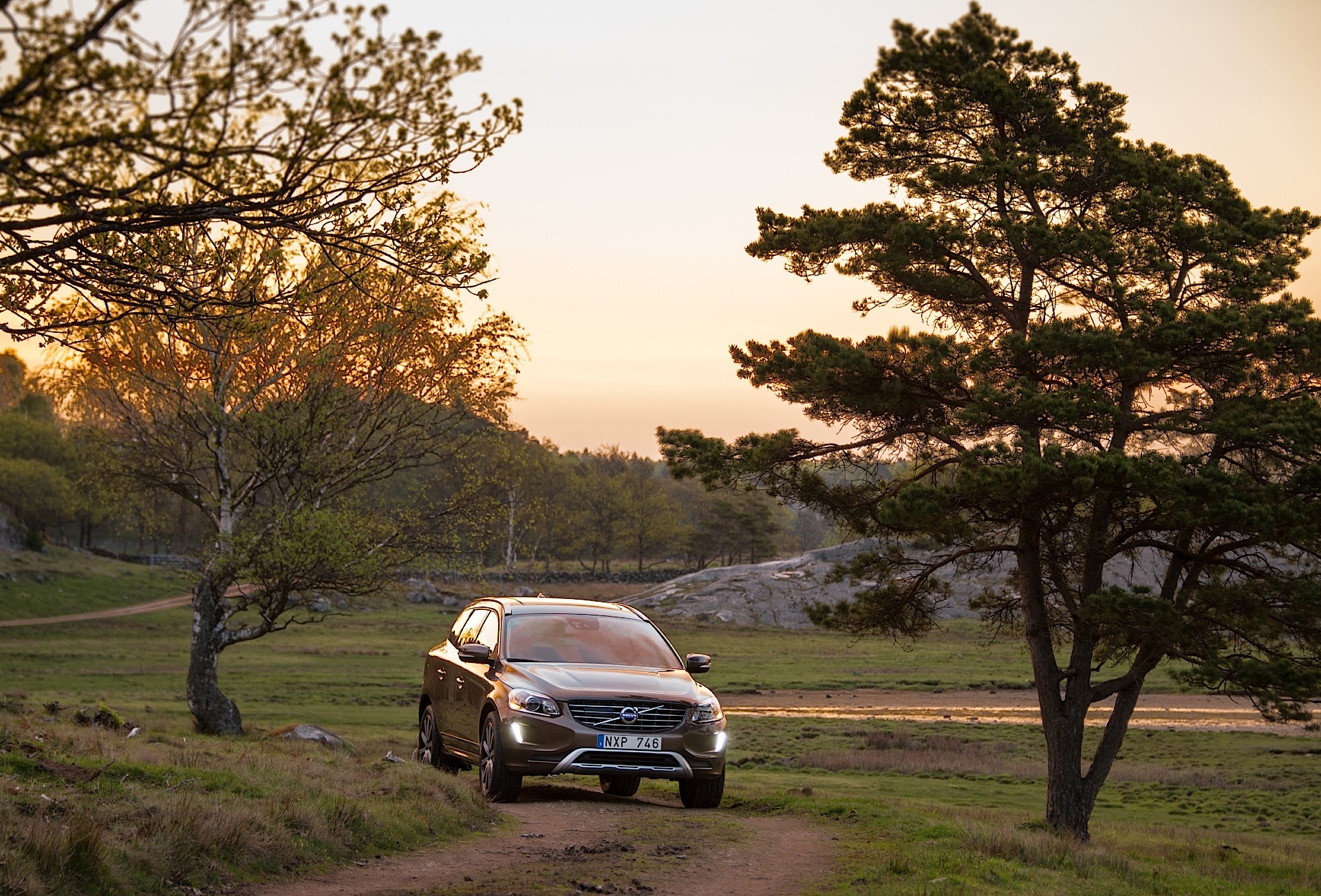 Volvo Xc60 photo 17