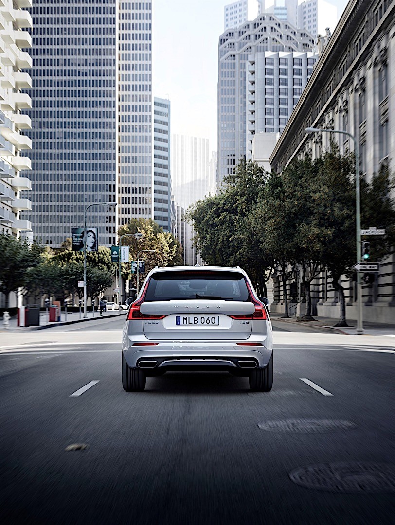 Volvo Xc60 photo 4