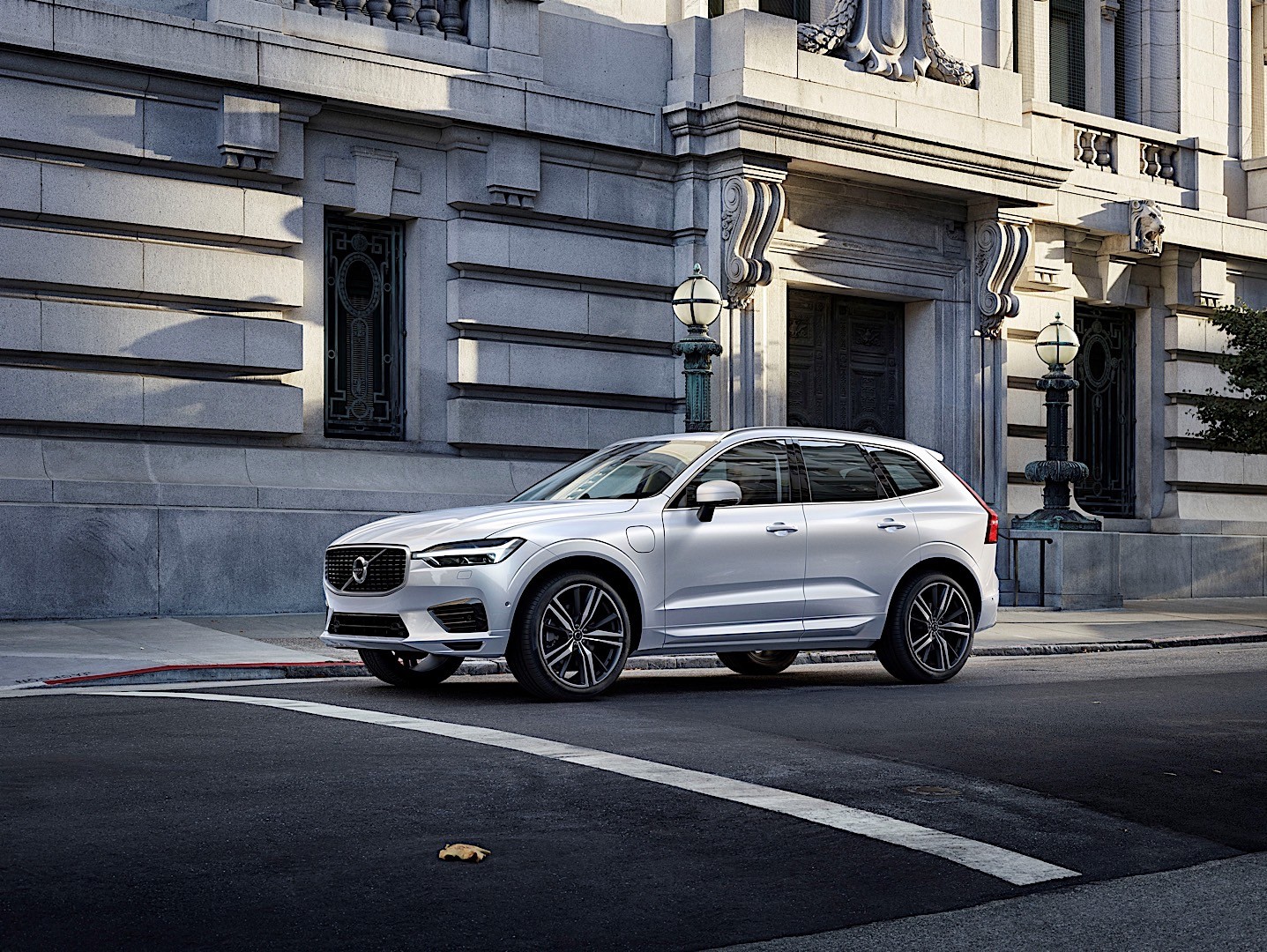 Volvo Xc60 photo 2