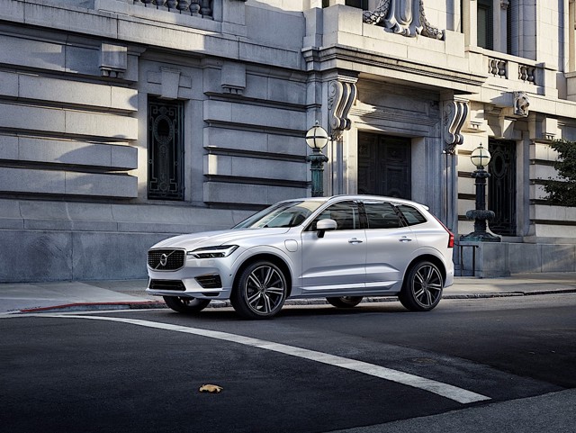 Volvo Xc60 photo 2