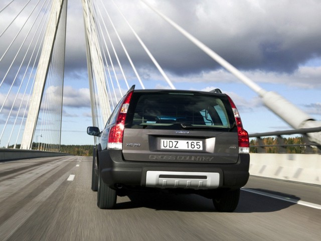 Volvo Xc70 photo 11