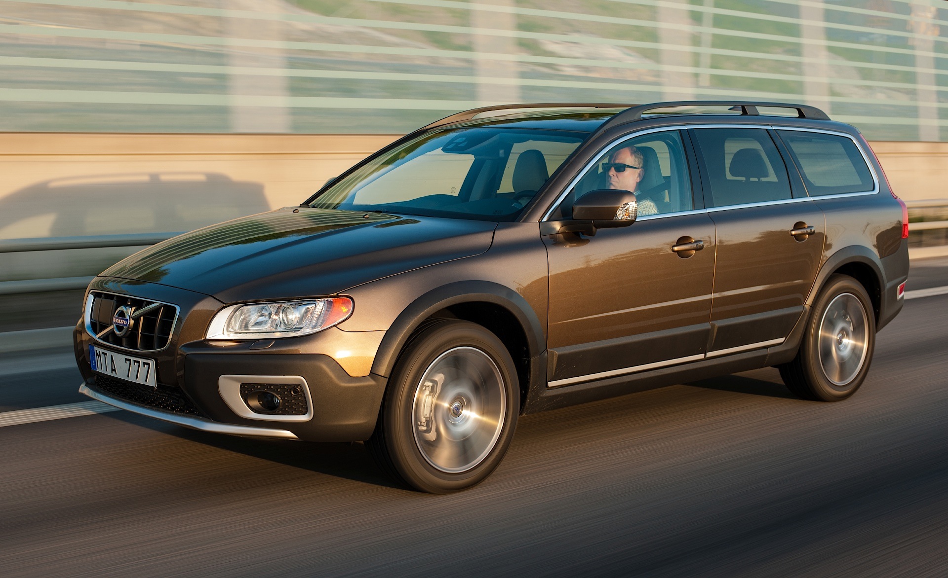 Volvo Xc70 photo 14