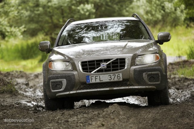 Volvo Xc70 photo 2