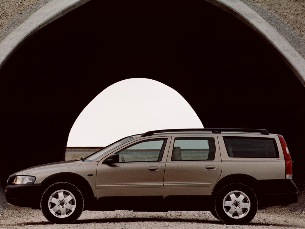 Volvo Xc70 photo 8