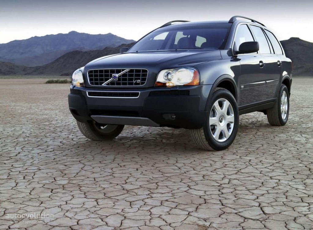 VOLVO XC90