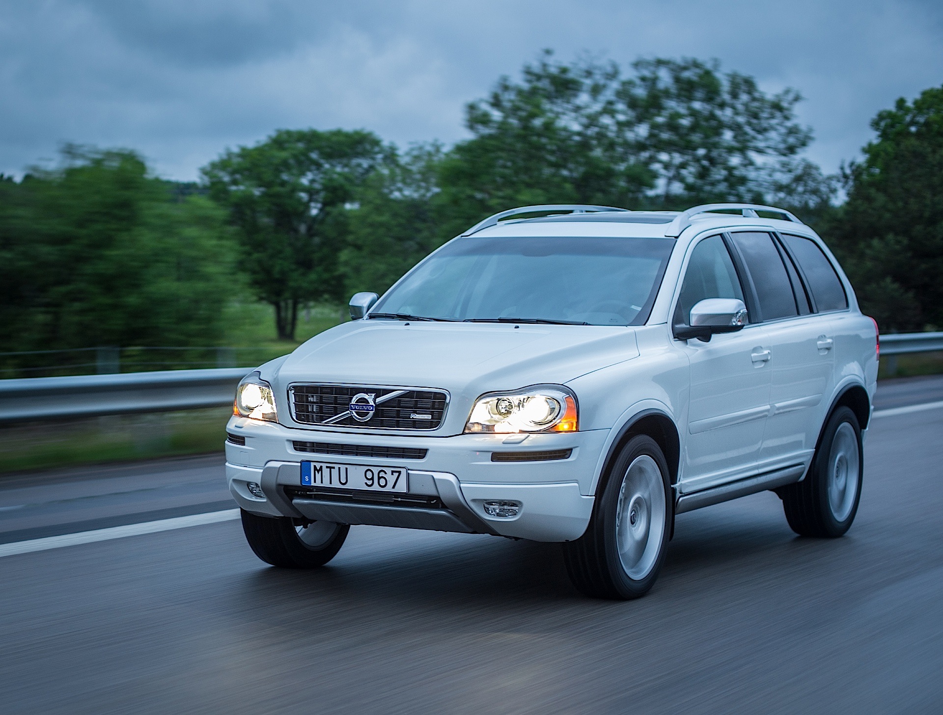 Volvo Xc90 photo 21