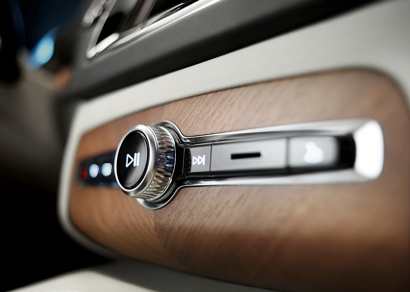 Volvo Xc90 photo 126