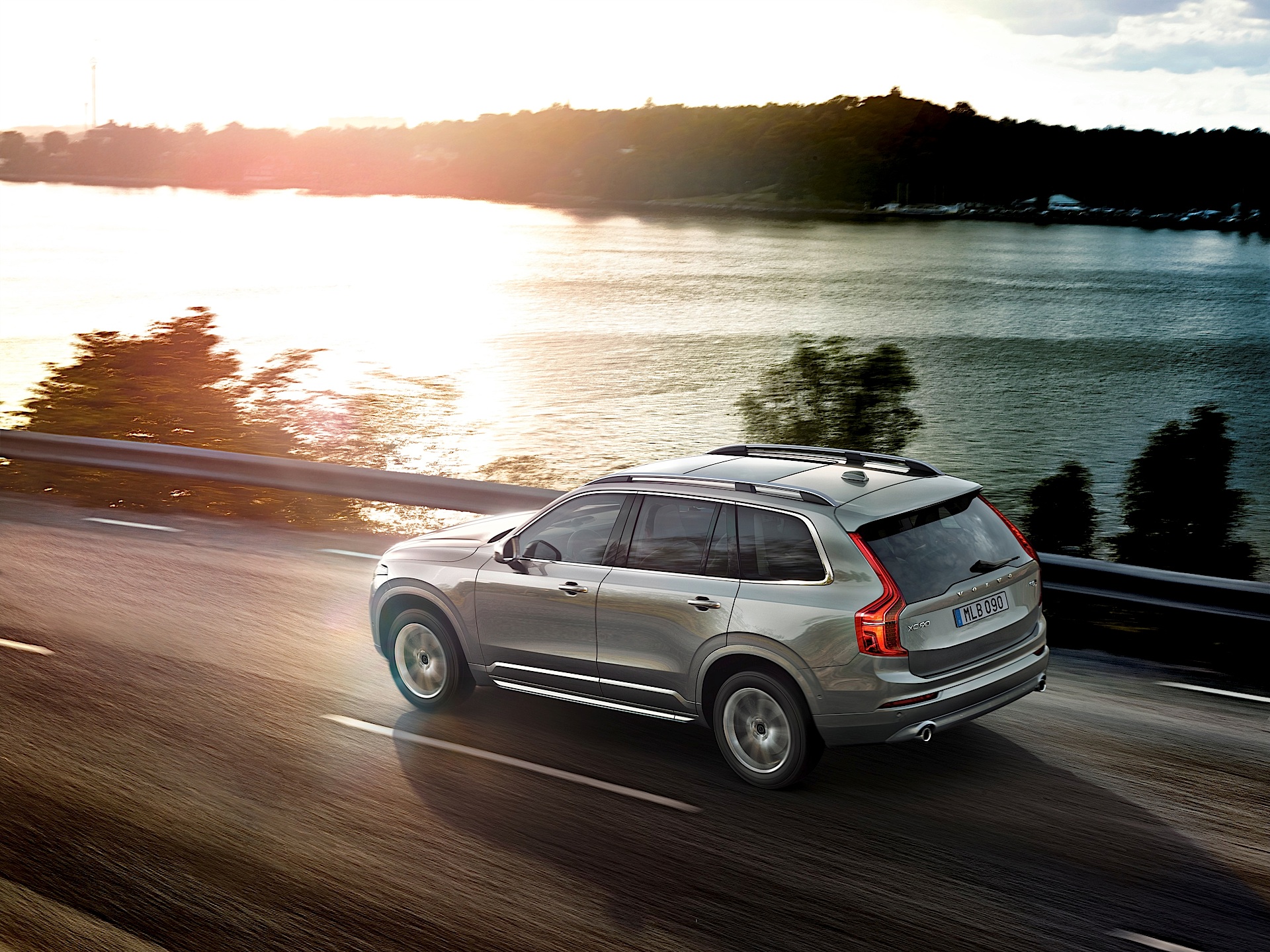 Volvo Xc90 photo 25