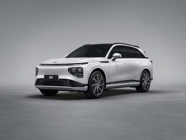 Xpeng G9 photo 22
