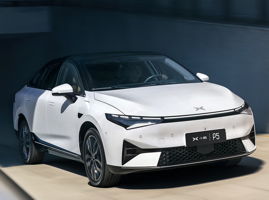 Xpeng P5 photo 18