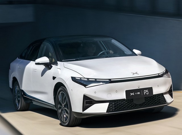 Xpeng P5 photo 18
