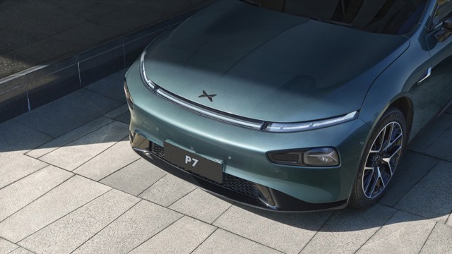 Xpeng P7 photo 11