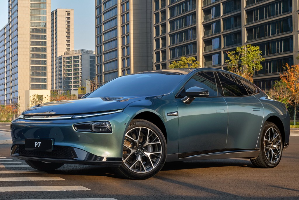 Xpeng P7 photo 14
