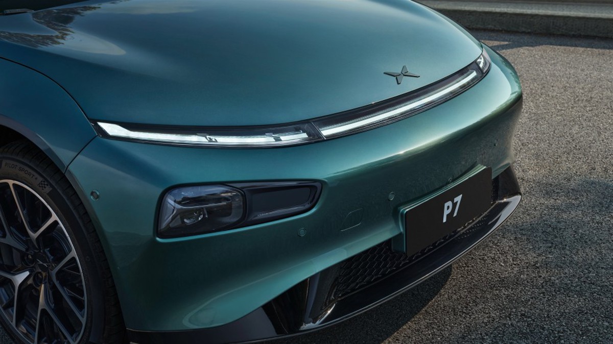 Xpeng Xpeng P7 High Performance 80 kWh 4WD (430 Hp)