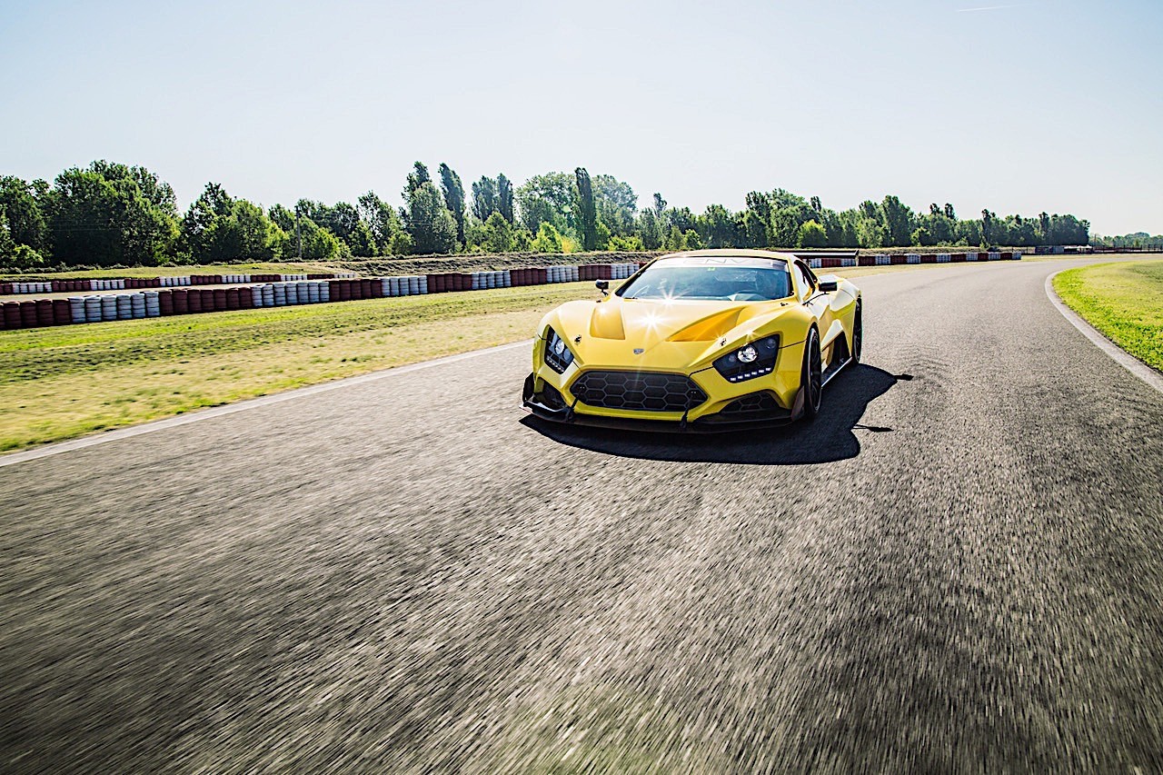Zenvo Ts1 photo 15